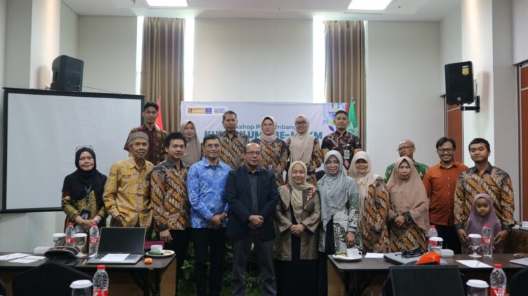 Workshop Pengembangan kurikulum OBE-MBKM