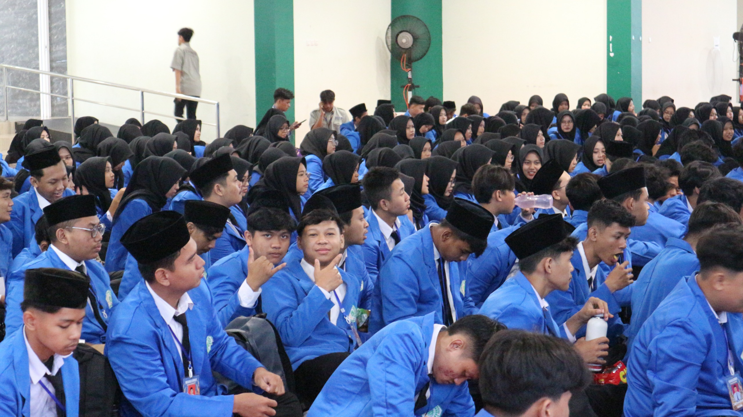 mahasiswa baru manajemen unimus 2025-2026 3