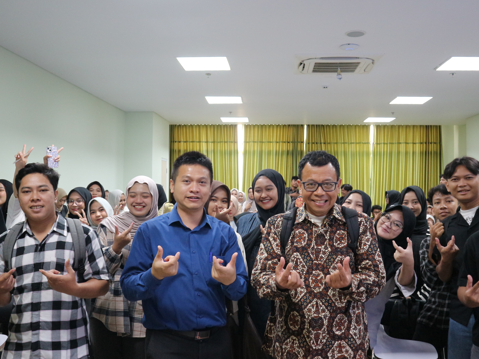 visiting profesor 2025 3