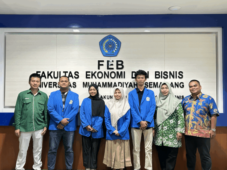 MAHASISWA PROGRAM STUDI S1 MANAJEMEN UNIMUS PERDANA KKN INTERNASIONAL DI THAILAND